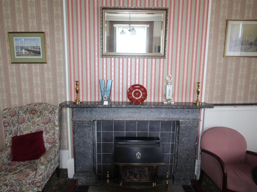Spring Garden Guest House Gosport Exterior foto